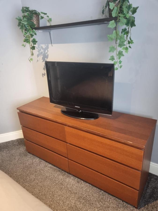 Lovely Residential Home 2 Bed Apartments Goodmayes Екстериор снимка